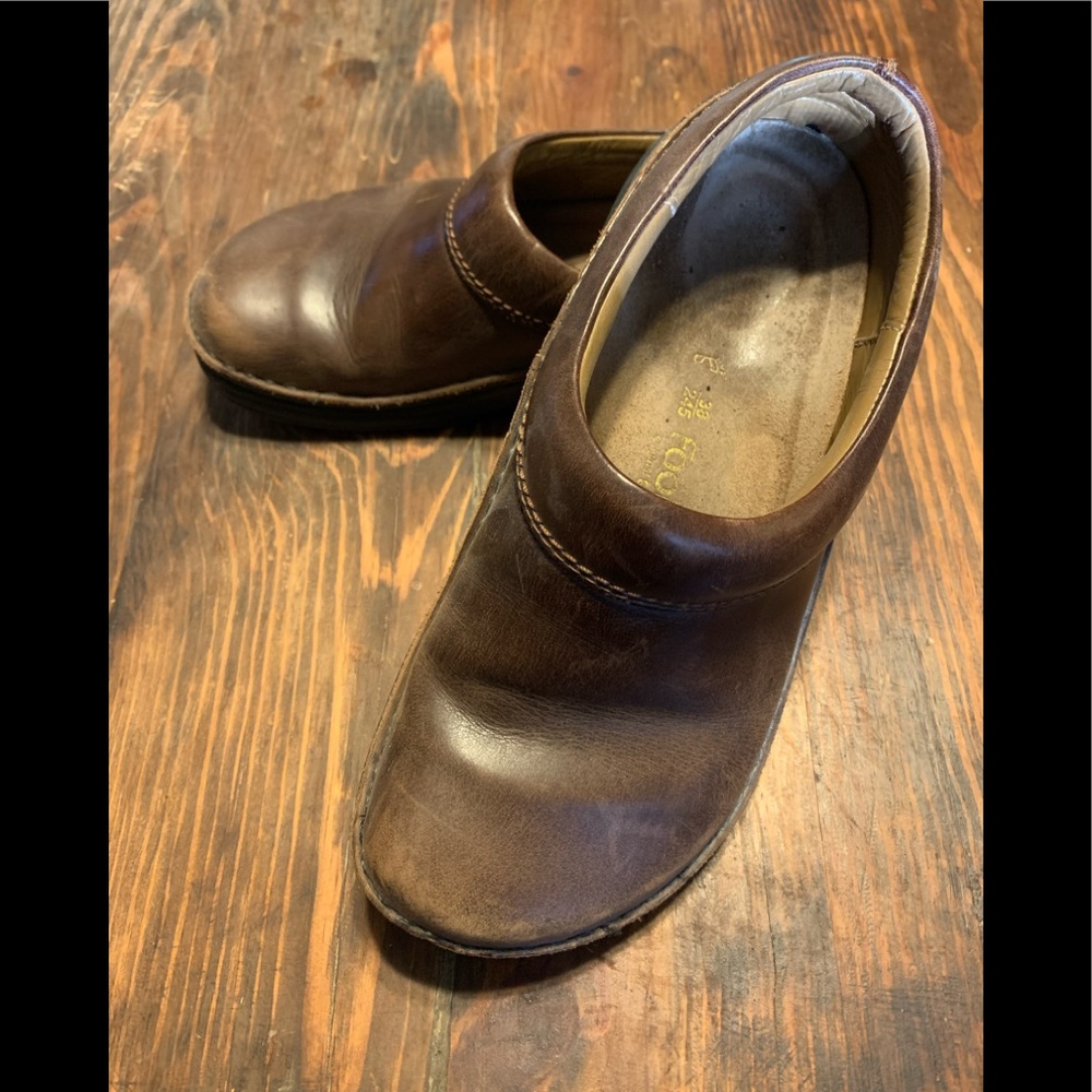BIRKENSTOCK Footprints brown leather slip on garden work clog mule 38 not narrow